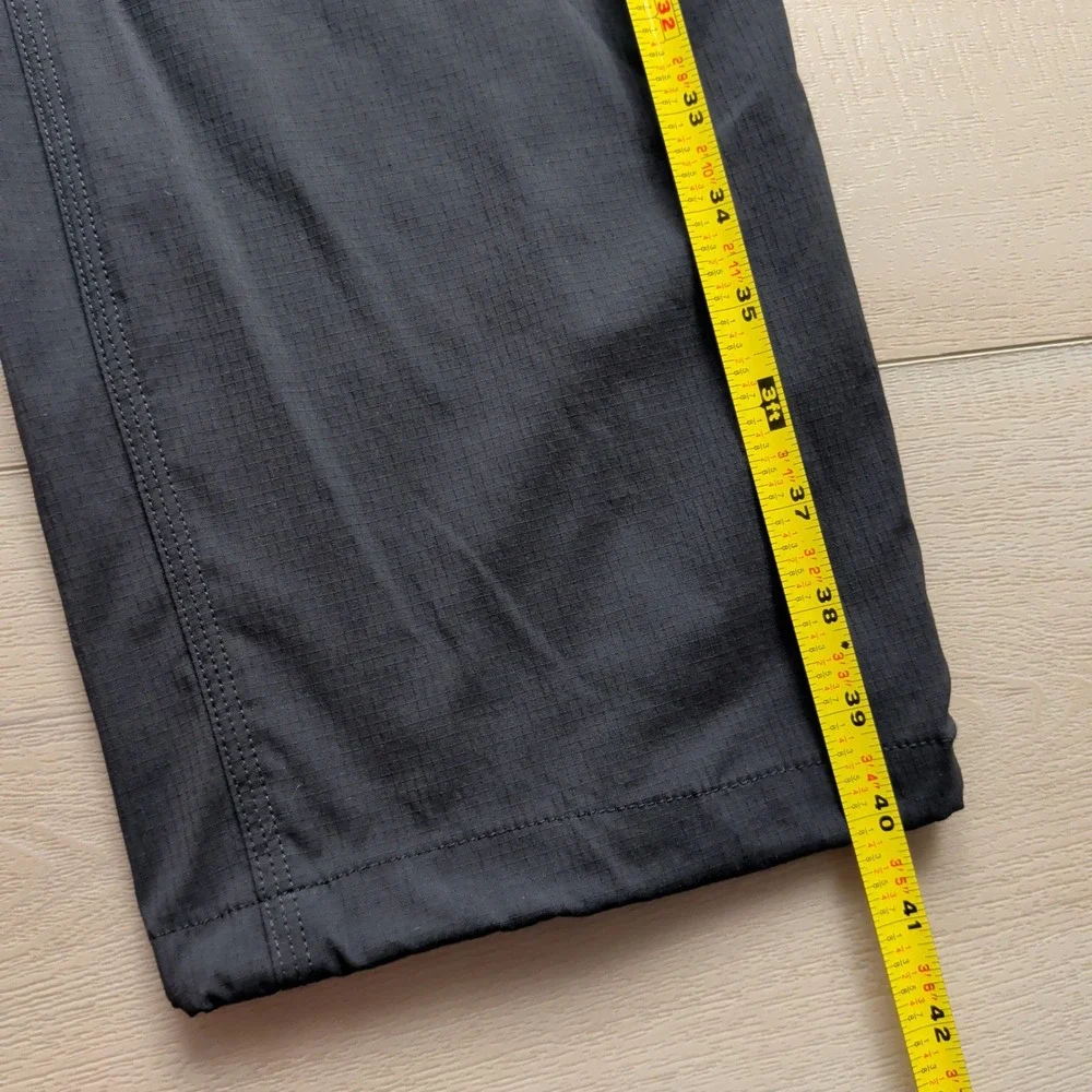 Mountain Hardwear Traxion Trail Pants Men 32x32 (Fits 32x31) Gray Hiking Ripstop